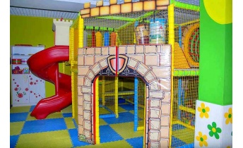 Aire_jeu_à_thème