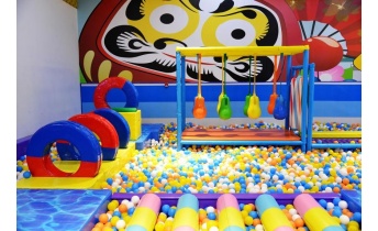 Aire_jeu_interieur_collectif