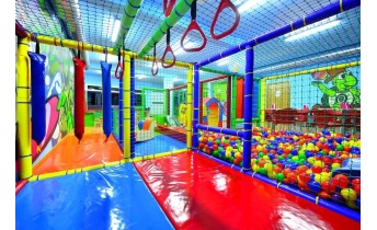 Fabricant_parc_jeu_couvert