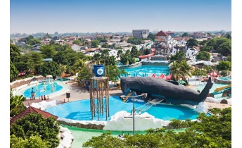 Sous_marin_parc_aquatique