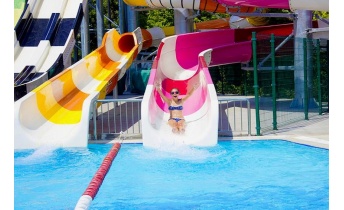 toboggan_aquatique_en_u