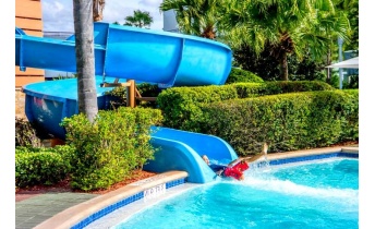 toboggan_piscine_spirale_2018543260