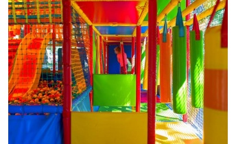 Vente_aire_jeu_interieur